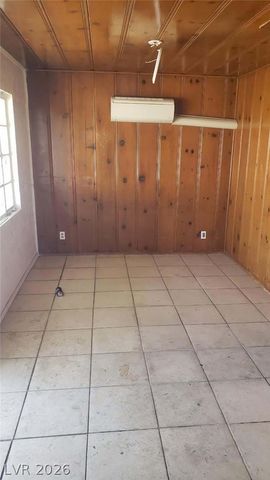 415 North 13th Street B, Las Vegas, NV 89101