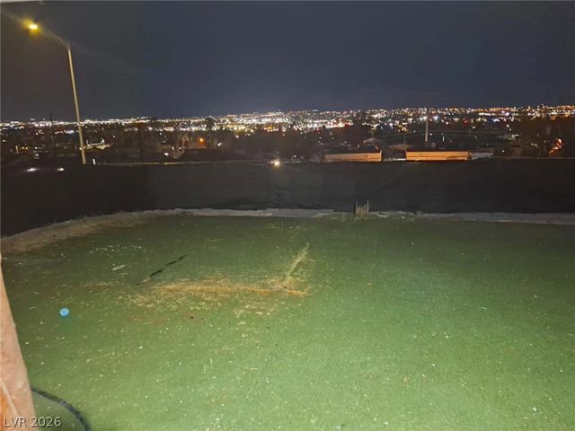 415 North 13th Street B, Las Vegas, NV 89101