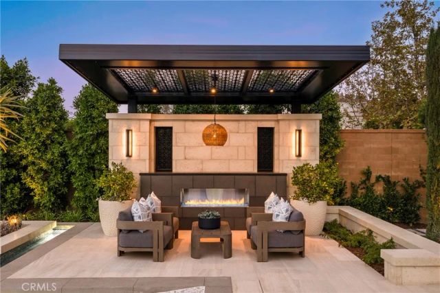 454 Ridgecrest, Irvine, CA 92602