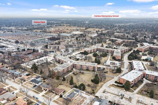 1405 E Central Road 222C, Arlington Heights, IL 60005