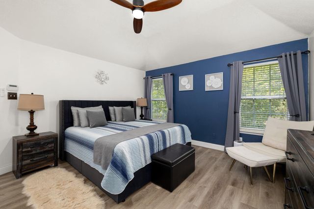 4602 Ten Sleep Lane, Friendswood, TX 77546