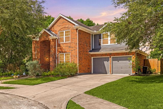 4602 Ten Sleep Lane, Friendswood, TX 77546