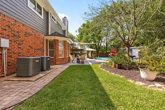 4602 Ten Sleep Lane, Friendswood, TX 77546