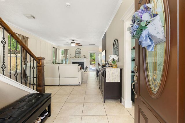 4602 Ten Sleep Lane, Friendswood, TX 77546