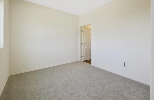 1147 W Putnam Avenue, Porterville, CA 93257