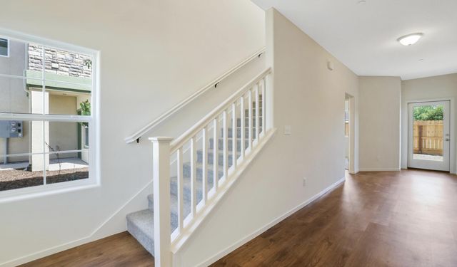 1147 W Putnam Avenue, Porterville, CA 93257