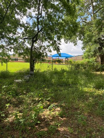 0 Rietta Street, Houston, TX 77016