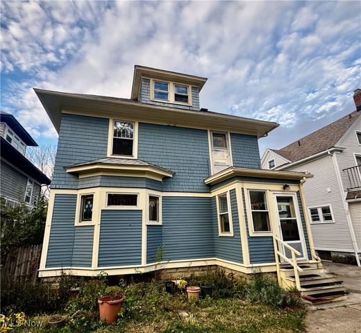 138 Marvin Avenue, Akron, OH 44302