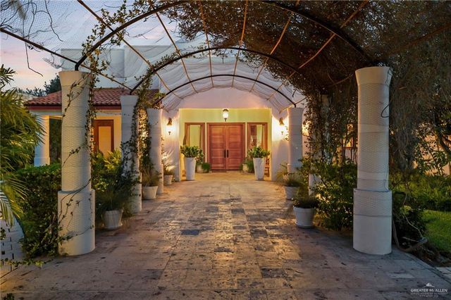 323 Nightingale Avenue, Mcallen, TX 78504