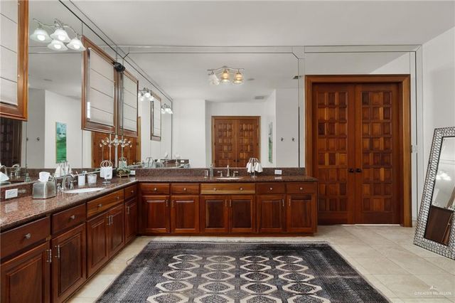 323 Nightingale Avenue, Mcallen, TX 78504