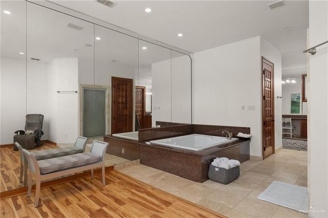 323 Nightingale Avenue, Mcallen, TX 78504