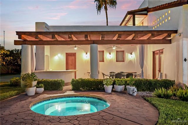 323 Nightingale Avenue, Mcallen, TX 78504