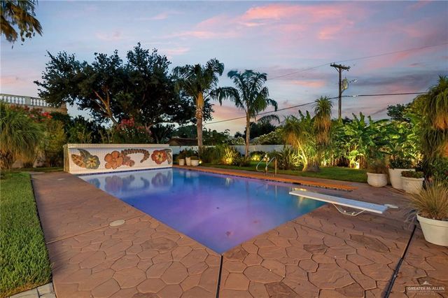 323 Nightingale Avenue, Mcallen, TX 78504