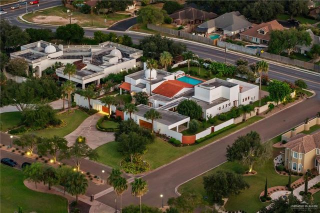 323 Nightingale Avenue, Mcallen, TX 78504