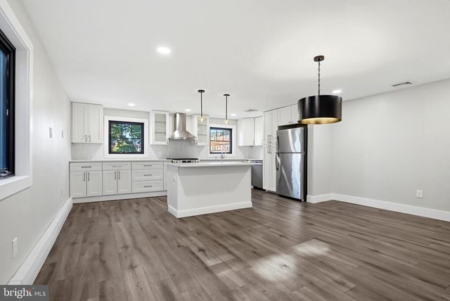 652 HAGNER ST, Philadelphia, PA 19128
