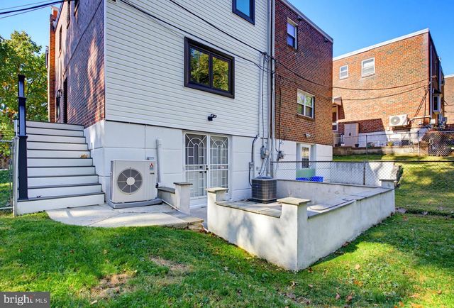 652 HAGNER ST, Philadelphia, PA 19128