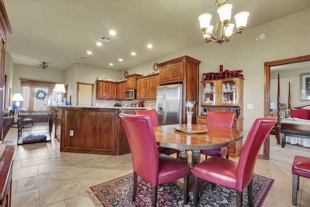 6125 SW 112th St, Lawton, OK 73505