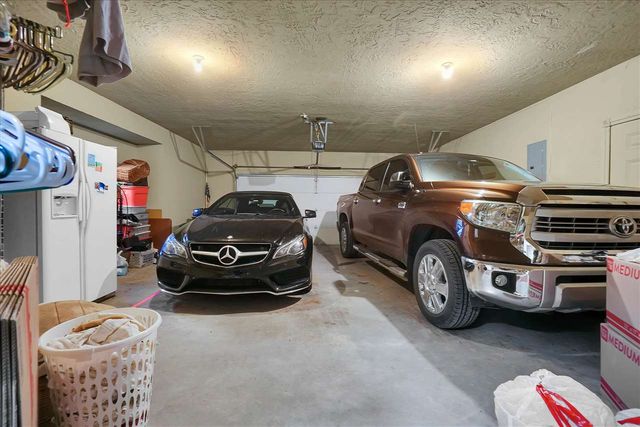 6125 SW 112th St, Lawton, OK 73505