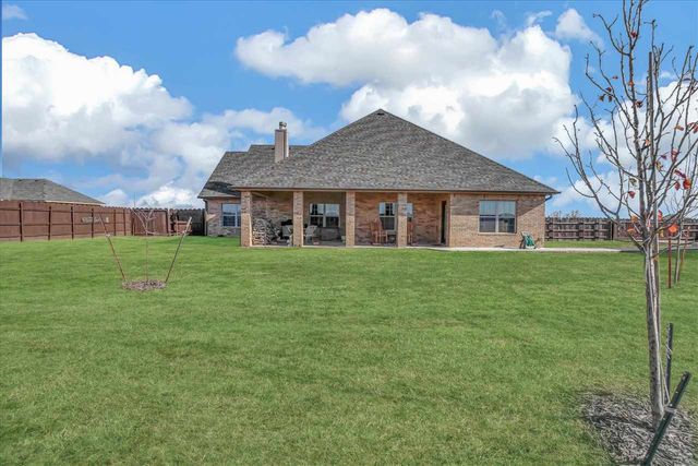 6125 SW 112th St, Lawton, OK 73505