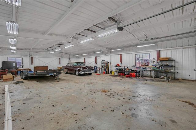 6125 SW 112th St, Lawton, OK 73505