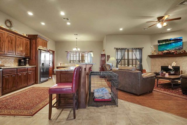 6125 SW 112th St, Lawton, OK 73505