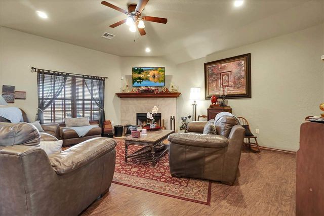 6125 SW 112th St, Lawton, OK 73505