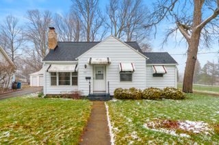 2231 Lakeway Avenue, Kalamazoo City, MI 49001