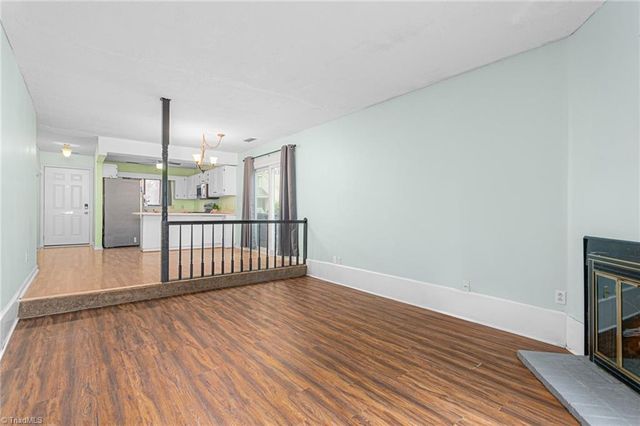 201 Lamplighter Circle, Winston-salem, NC 27104