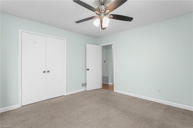 201 Lamplighter Circle, Winston-salem, NC 27104