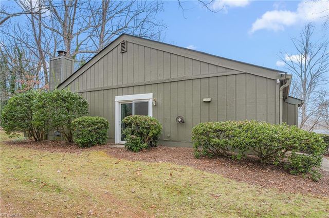 201 Lamplighter Circle, Winston-salem, NC 27104