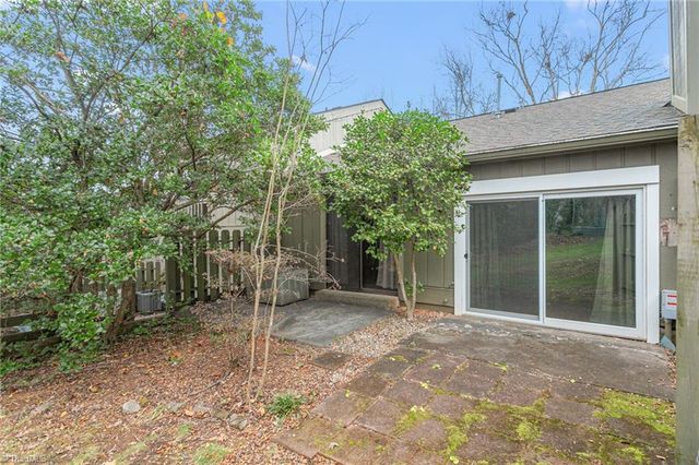 201 Lamplighter Circle, Winston-salem, NC 27104