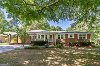 6696 Starling Drive SW, Mableton, GA 30126