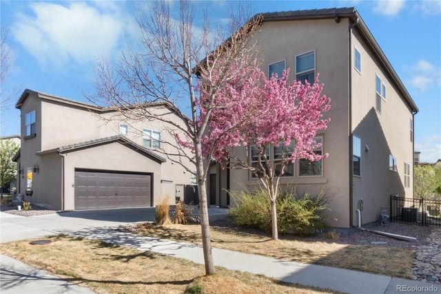 2592 S Norse Court, Lakewood, CO 80228