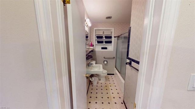 275 Toy AVE, Virginia Beach, VA 23462