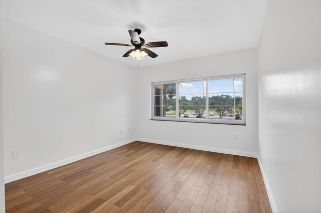 290 W Palmetto Park Road 204, Boca Raton, FL 33432