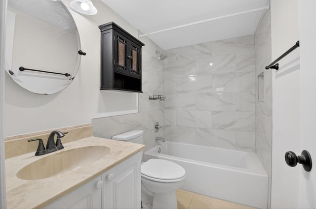 290 W Palmetto Park Road 204, Boca Raton, FL 33432