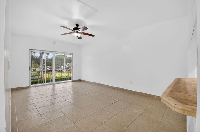 290 W Palmetto Park Road 204, Boca Raton, FL 33432