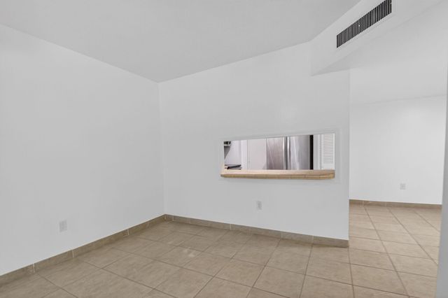 290 W Palmetto Park Road 204, Boca Raton, FL 33432