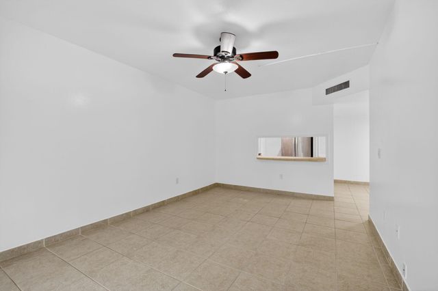 290 W Palmetto Park Road 204, Boca Raton, FL 33432