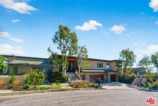 1120 El Medio Avenue, Pacific Palisades (los Angeles), CA 90272