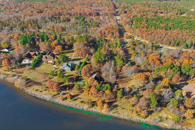 N13692 Pinewood Drive, Necedah, WI 54646