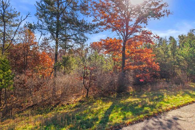 N13692 Pinewood Drive, Necedah, WI 54646