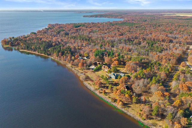 N13692 Pinewood Drive, Necedah, WI 54646