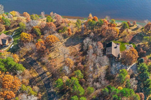 N13692 Pinewood Drive, Necedah, WI 54646