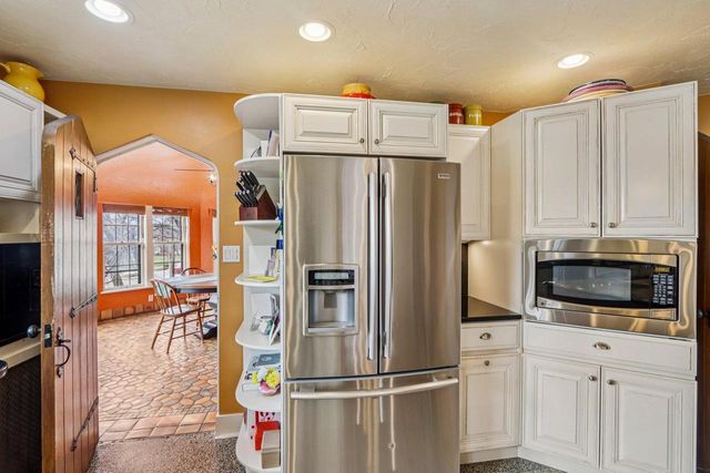 1618 Mountain AVENUE, Wauwatosa, WI 53213