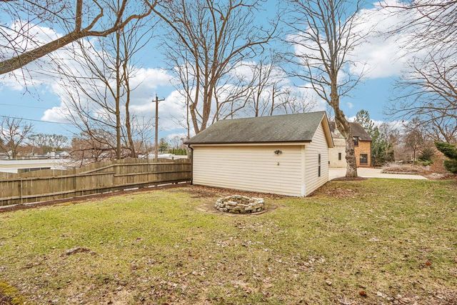 1618 Mountain AVENUE, Wauwatosa, WI 53213