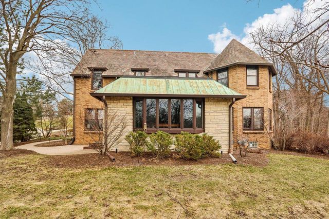 1618 Mountain AVENUE, Wauwatosa, WI 53213