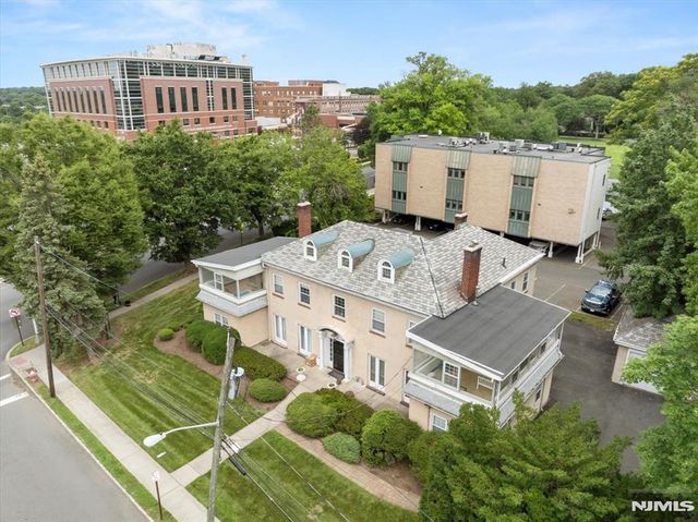 61 Glenwood Road, Englewood, NJ 07631