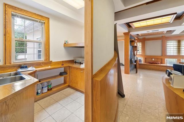 61 Glenwood Road, Englewood, NJ 07631