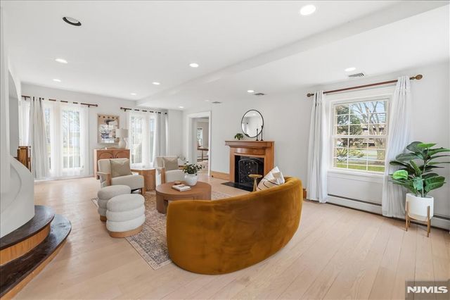 61 Glenwood Road, Englewood, NJ 07631